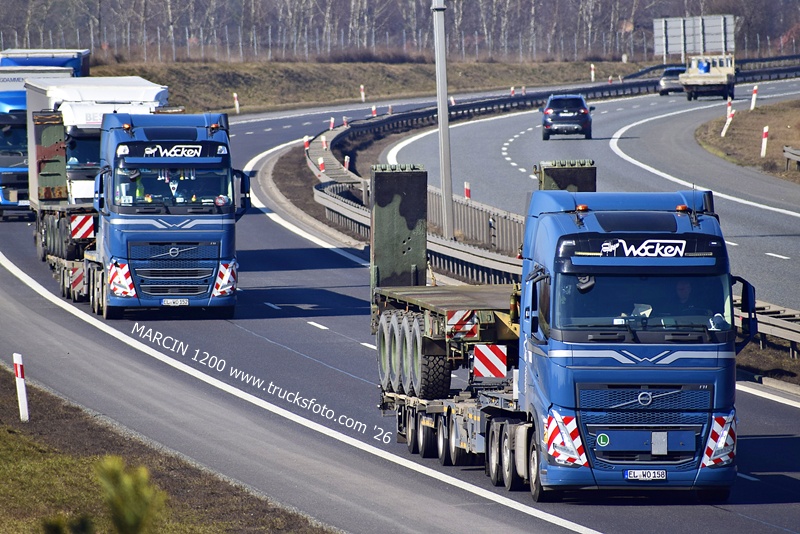 _DSC2257 WOCKEN-crop-VOLVO FH5.JPG