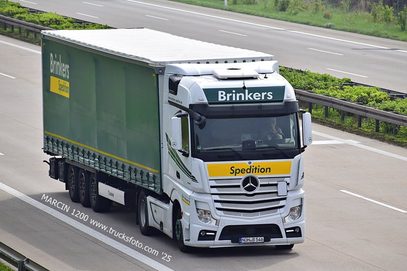 _DSC4405 BRINKERS-crop-ACTROS MP4.JPG