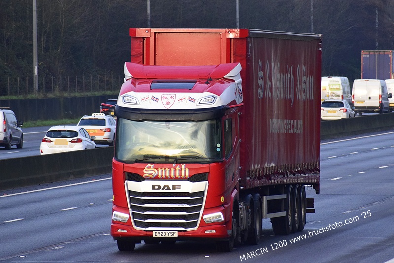 _DSC9314 SMITH-crop-DAF.JPG