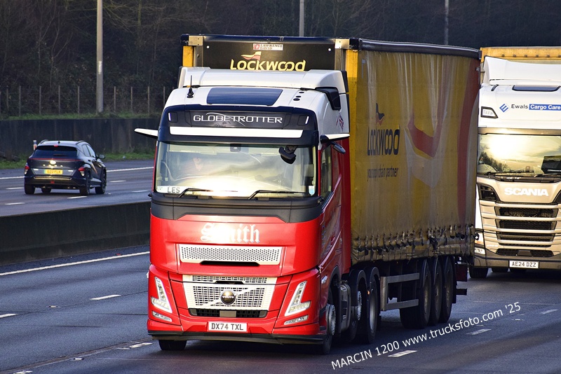 _DSC9357 SMITH-crop-VOLVO FH AERO.JPG