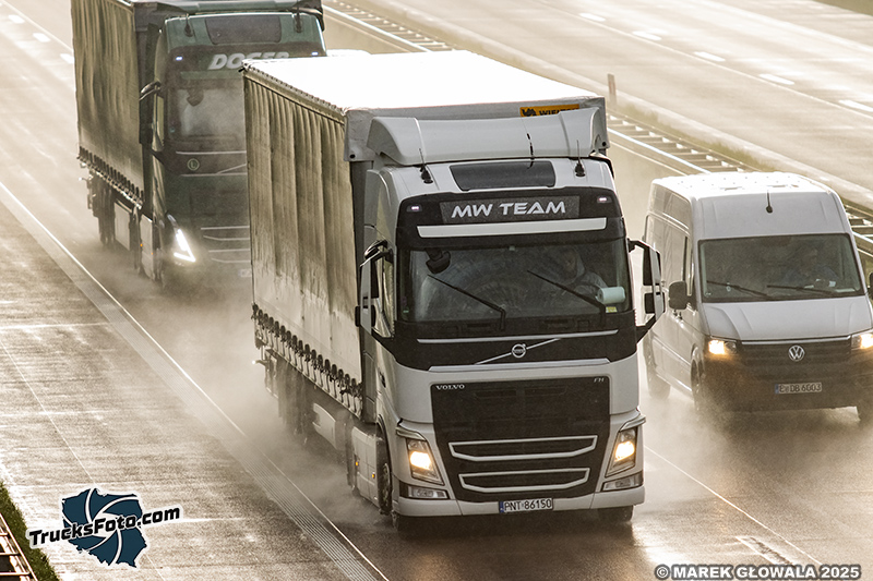 Volvo FH4 - MW Team.jpg