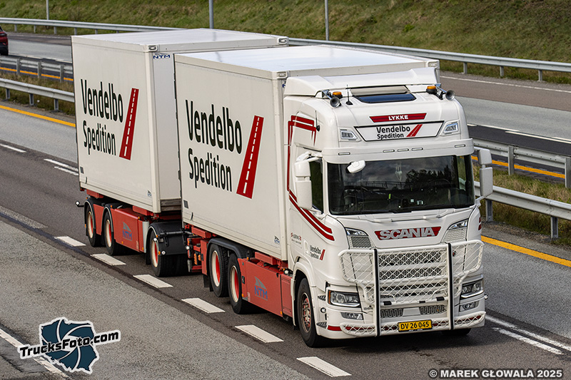 Scania 560R - Vendelbo Spedition.jpg