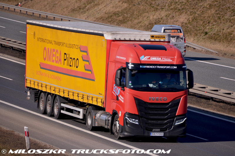Iveco S-way_Omega Pilzno_6395.JPG