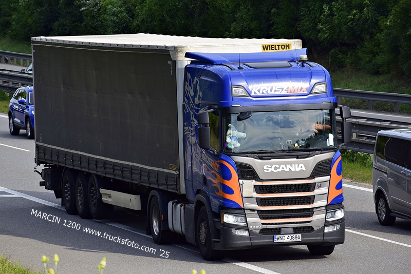 _DSC7233 KRUSZMIX-crop-SCANIA R450 NG.JPG