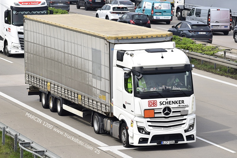 _DSC4642 DB SCHENKER-crop-ActrosL MP5.JPG