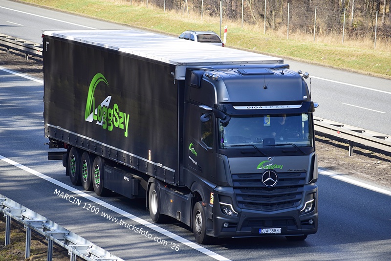 _DSC3267 LOGGSZY-crop-ActrosL MP5.JPG