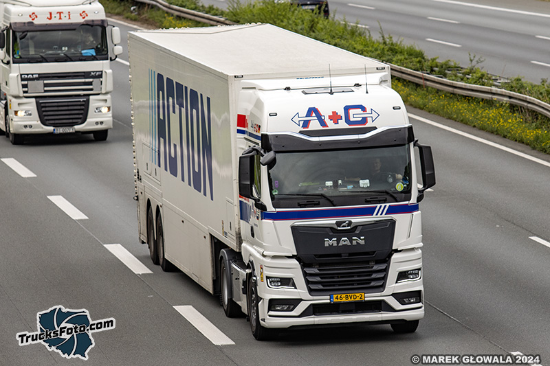 MAN TGX A+G Action.jpg