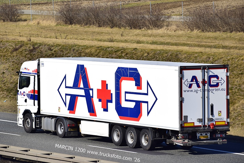 _DSC2297 A+G-crop--------.JPG