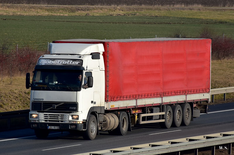 Volvo_FH12_PL.jpg