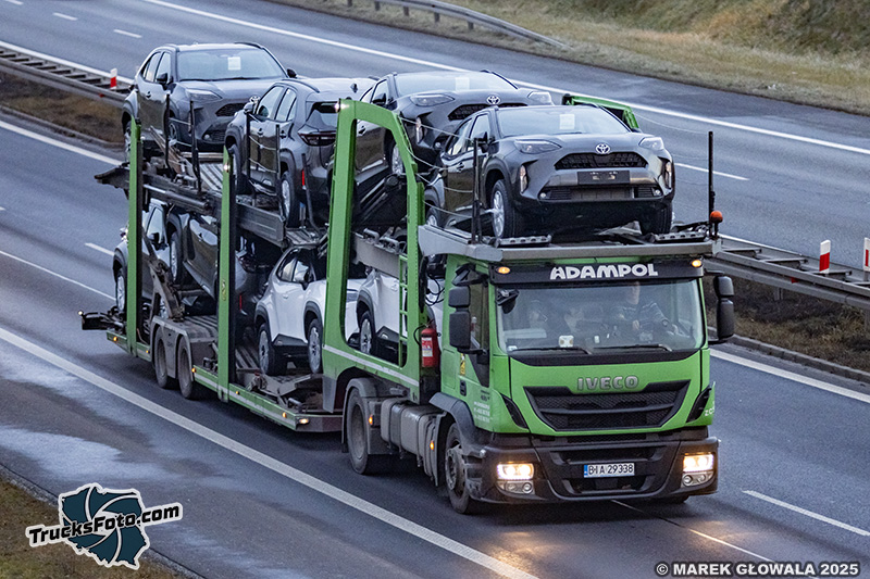 Iveco Stralis - Adampol.jpg