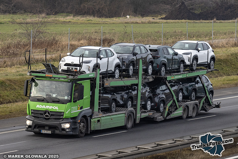 Mercedes-Benz Actros - Adampol.jpg