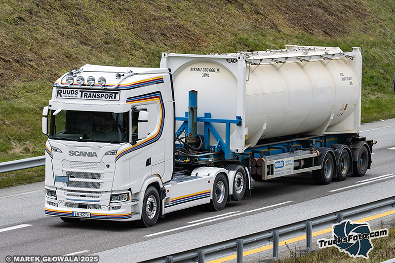 Scania 45S - Ruuds Transport.jpg