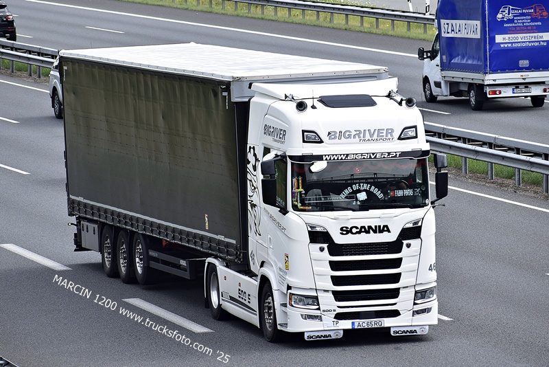 _DSC8952 BIGRIVER TRANSPORT-crop-SCANIA S500.JPG