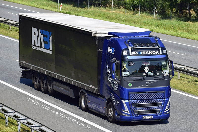 _DSC00011 (1370) RABI SANOK-crop-VOLVO FH5.JPG