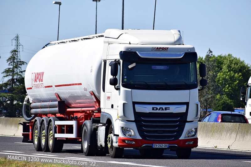 _DSC5877-crop-Napoly Transports-DAF XF 106 II.JPG