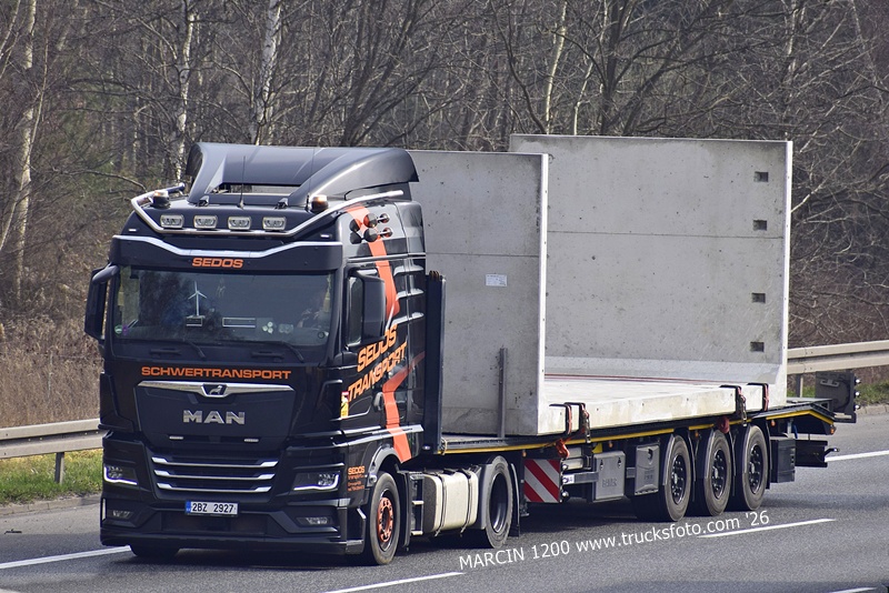 _DSC3633 SEDOS-crop-MAN TGX II.JPG