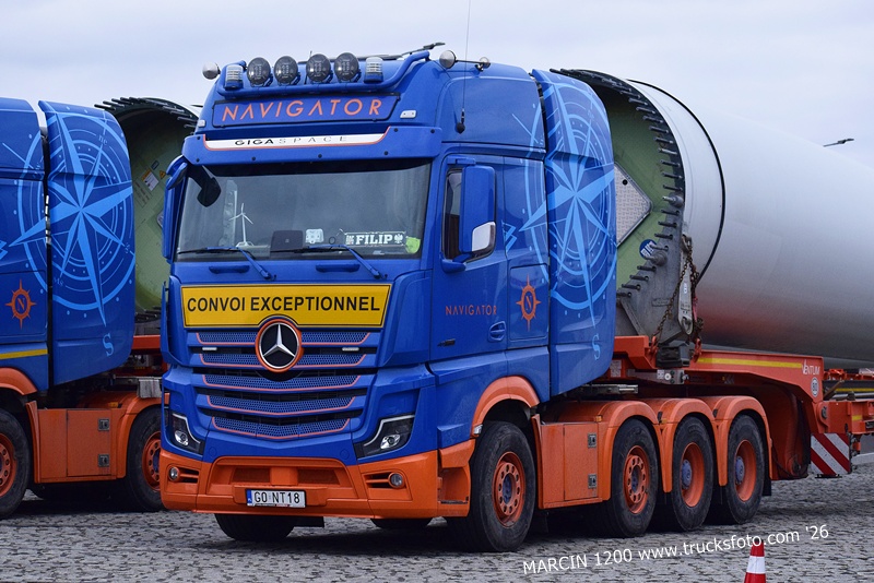 _DSC1899 NAVIGATOR-crop-Actros MP5.JPG