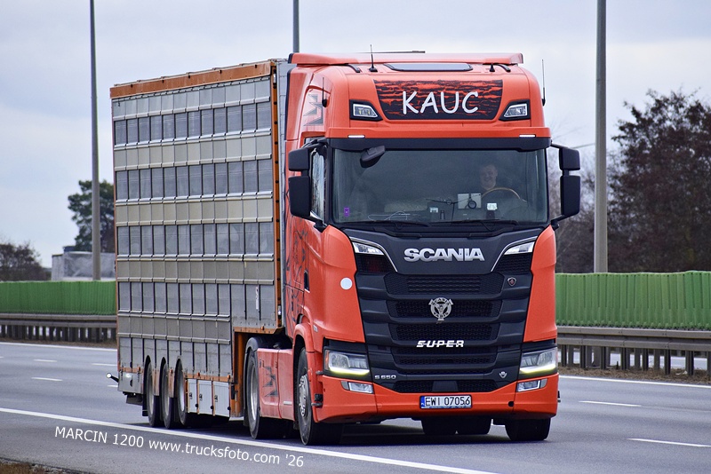 _DSC1807 KAUC-crop-SCANIA S650 V8.JPG