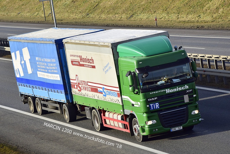 _DSC7010 MOŁDAWIA-crop-DAF XF 105 - Ex. HONISCH.JPG