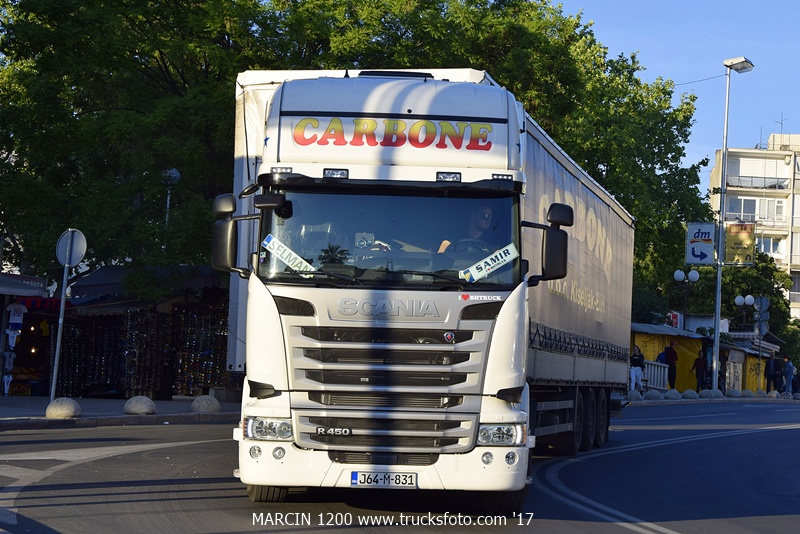 _DSC3636-crop-CARBONE-SCANIA R450.JPG