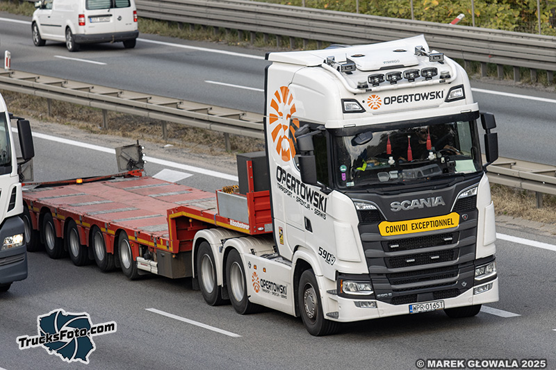 Scania 590S Opertowski.jpg