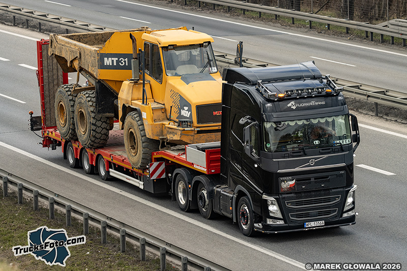 Volvo FH4 - MajorkaTrans.jpg