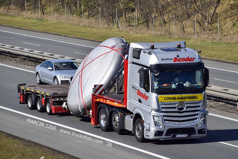 _DSC3279 BENDER-crop-ACTROS MP5.JPG
