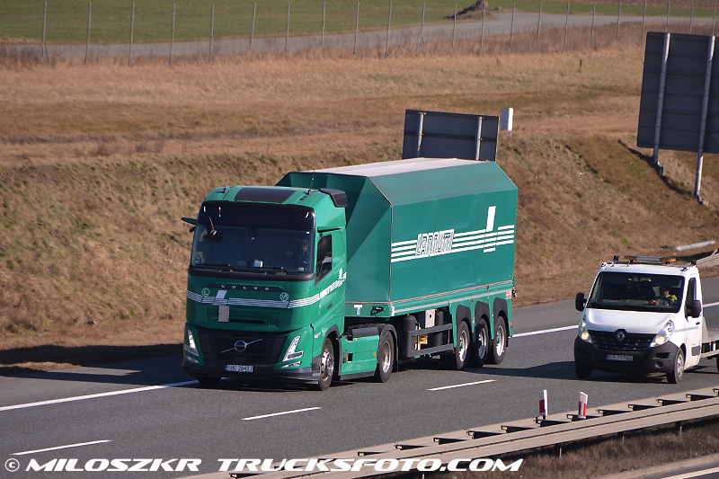 Volvo FH Aero_Lanutti_6468.JPG