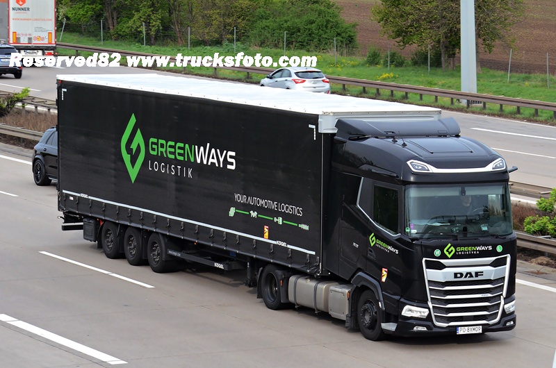 DSC_2194 GREENWAYS.JPG