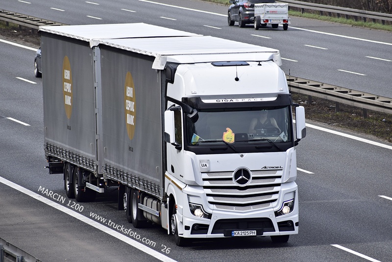 _DSC4346 LEON-crop-ActrosL MP5.JPG