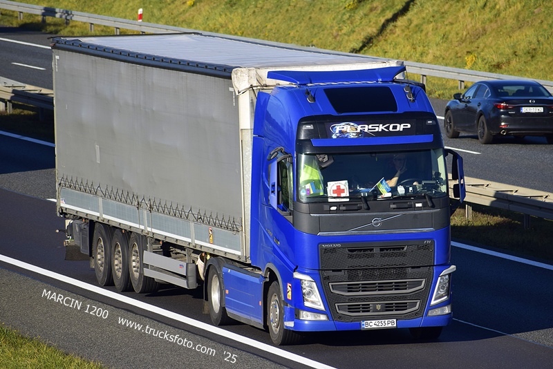 _DSC5129 PLASKOP-crop-VOLVO FH4.JPG