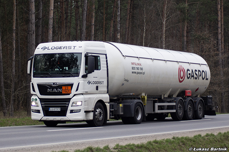 IMG_1798 MAN TGX Logeast.jpg