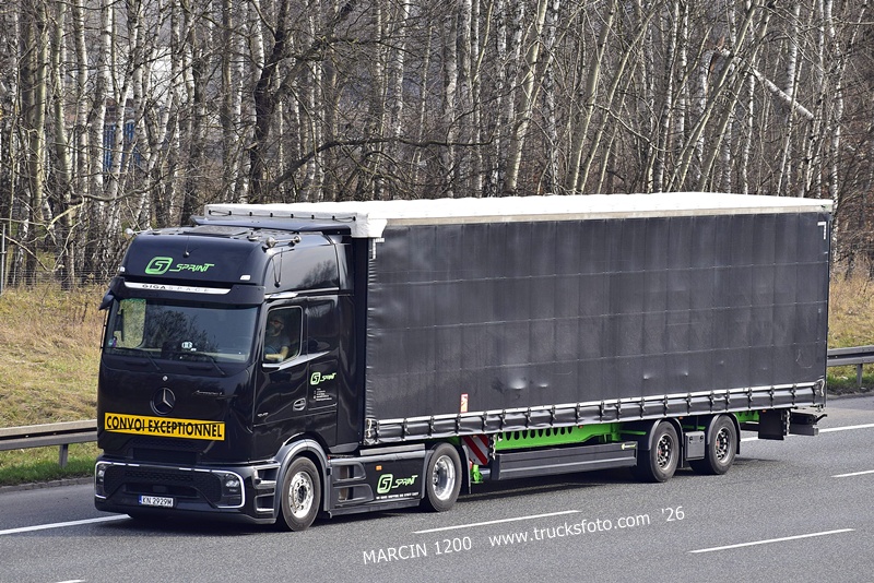 _DSC3626 SPRINT-crop-ActrosL ProCabin.JPG