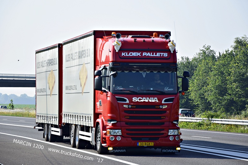 _DSC4880 Kloek Pallets-crop-SCANIA R.JPG