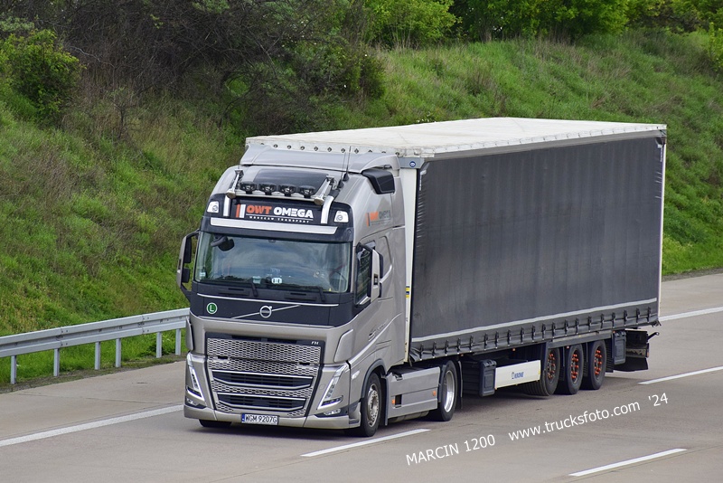 _DSC1875 OWT OMEGA-crop-VOLVO FH5.JPG