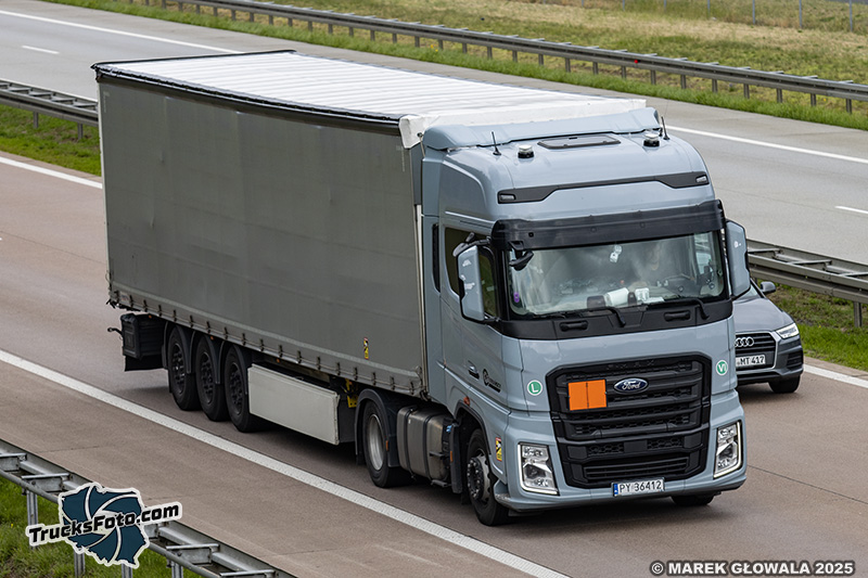 Ford F-Max - Turbańscy.jpg