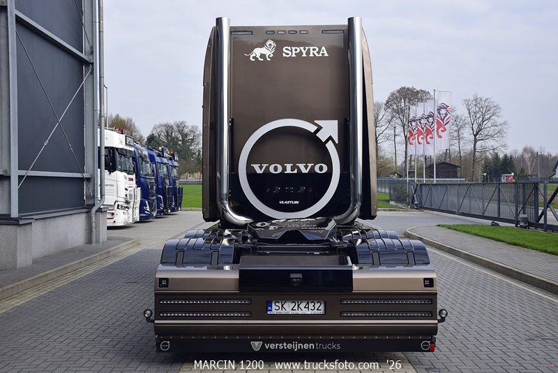 _DSC4520-crop-VOLVO VT5 AERO XXL 780 VLASTUIN - SPYRA.JPG