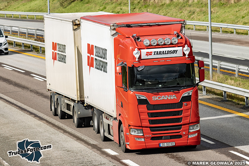 Scania 770S V8 - Taraldsoy.jpg
