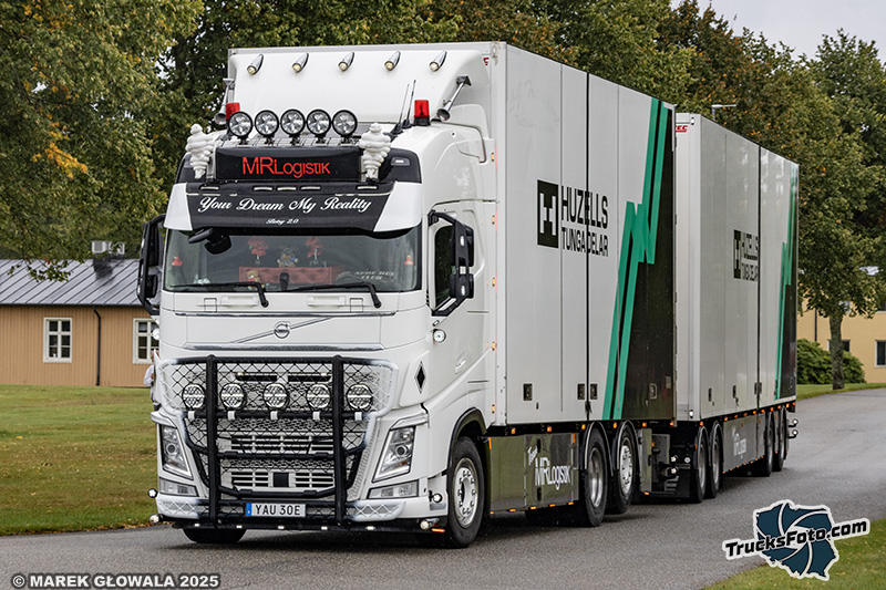 Volvo FH4 - MR Logistik Huzels.jpg