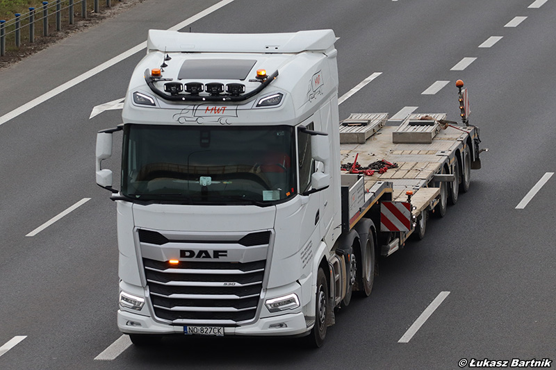 IMG_8498 DAF XG MWT.jpg