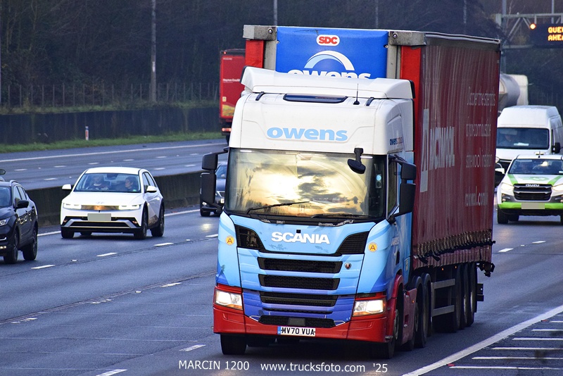 _DSC9298 OWENS-crop-SCANIA R NG.JPG