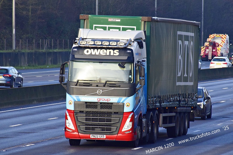 _DSC9505 OWENS-crop-VOLVO FH5.JPG