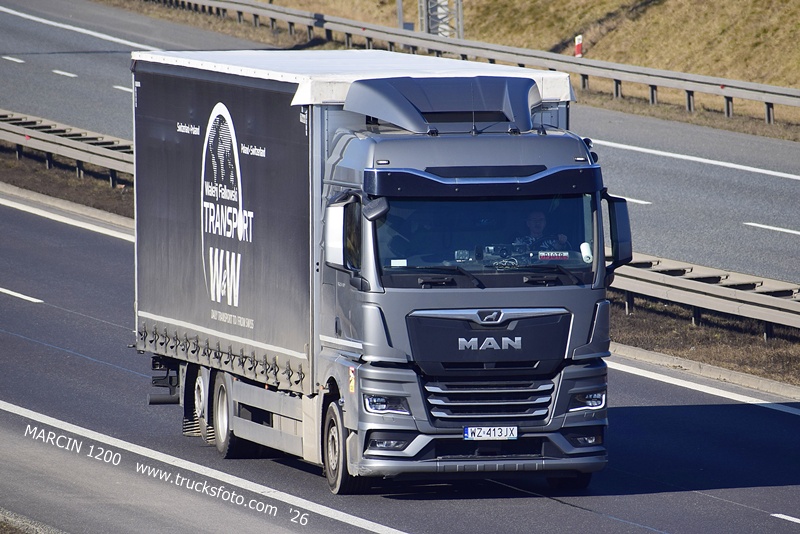 _DSC2262 W&W-crop-MAN TGX II.JPG