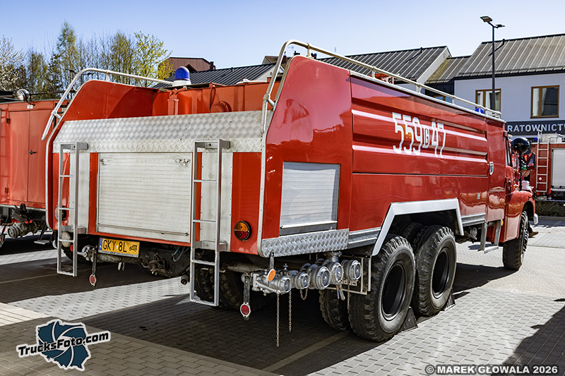 Tatra 148 - Muzeum Techniki Gryf.jpg