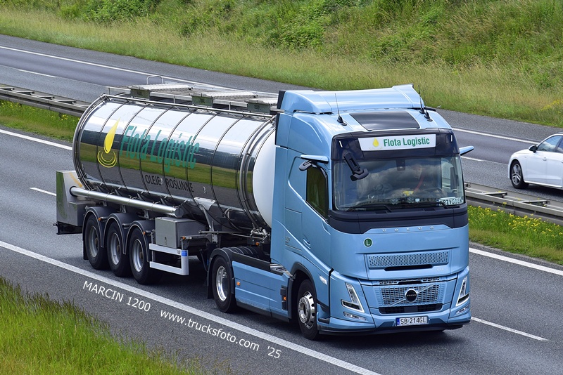 FLOTA LOGISTIC (4)-crop-VOLVO FH AERO.JPG